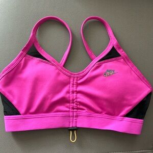 Nike Dri-Fit Women’s Sports Bra